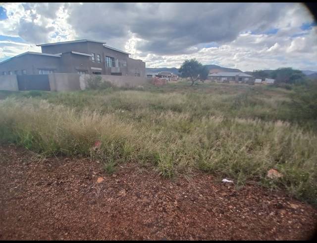 450M² VACANT LAND FOR SALE IN LEBOWAKGOMO ZONE P